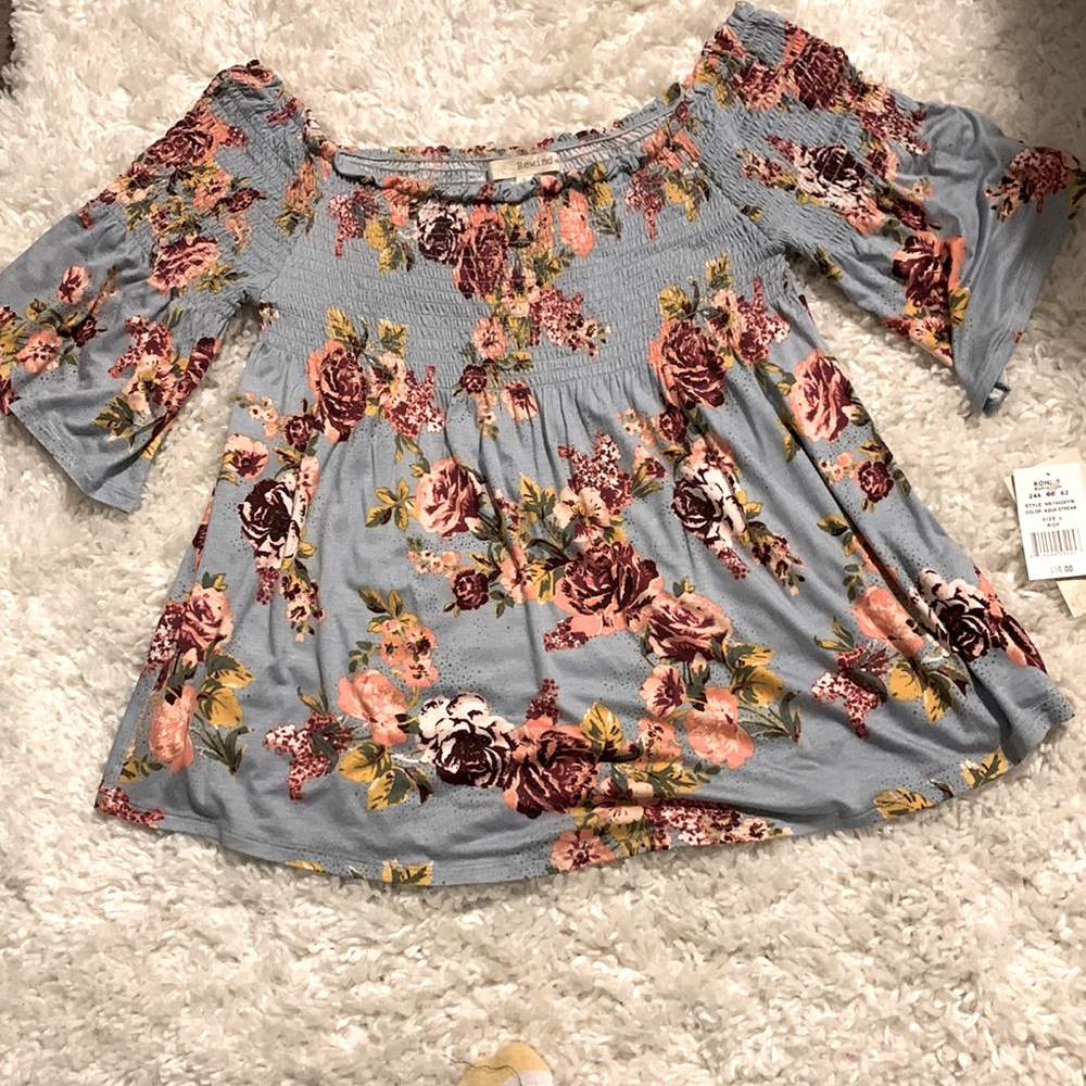 New with tags off the shoulder floral top
